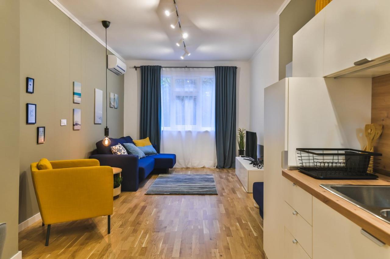 Pieces Of Nature In A Stylish One-Bedroom Flat By Flat Mаnager София Экстерьер фото